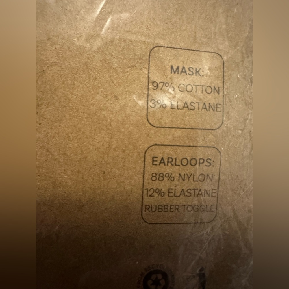 RAE DUNN Mom & Dad Face mask new in packaging - Picture 6 of 6